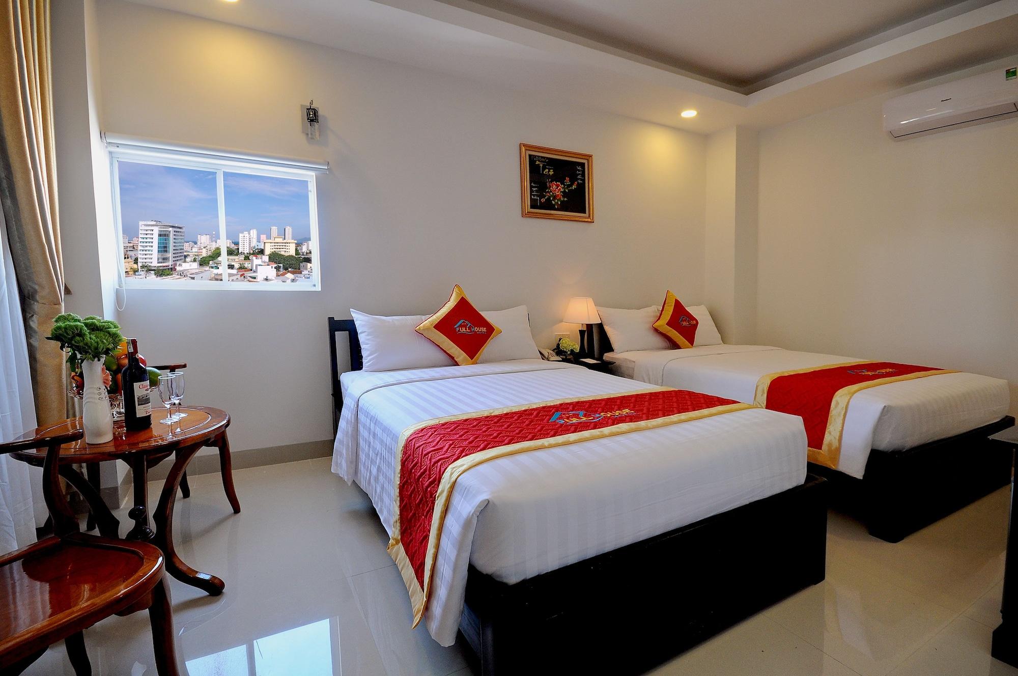 Full House Hotel Нячанг Екстер'єр фото