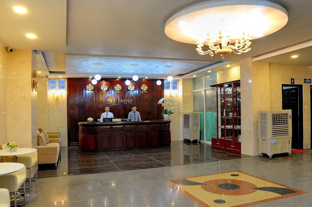 Full House Hotel Нячанг Екстер'єр фото