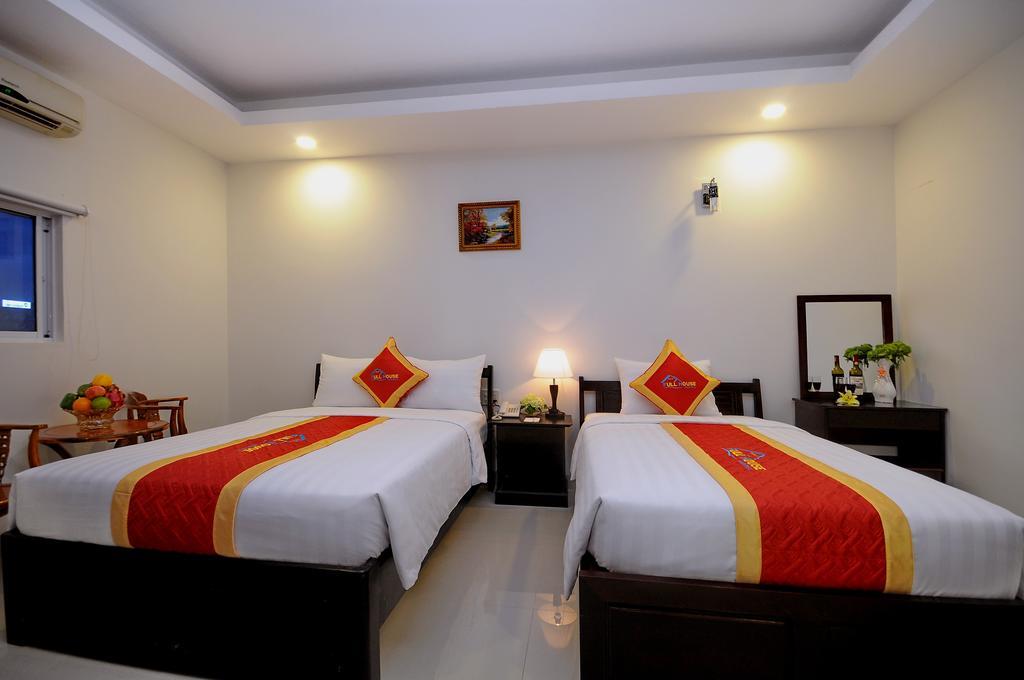 Full House Hotel Нячанг Екстер'єр фото