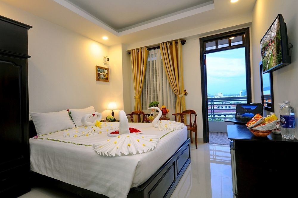 Full House Hotel Нячанг Екстер'єр фото